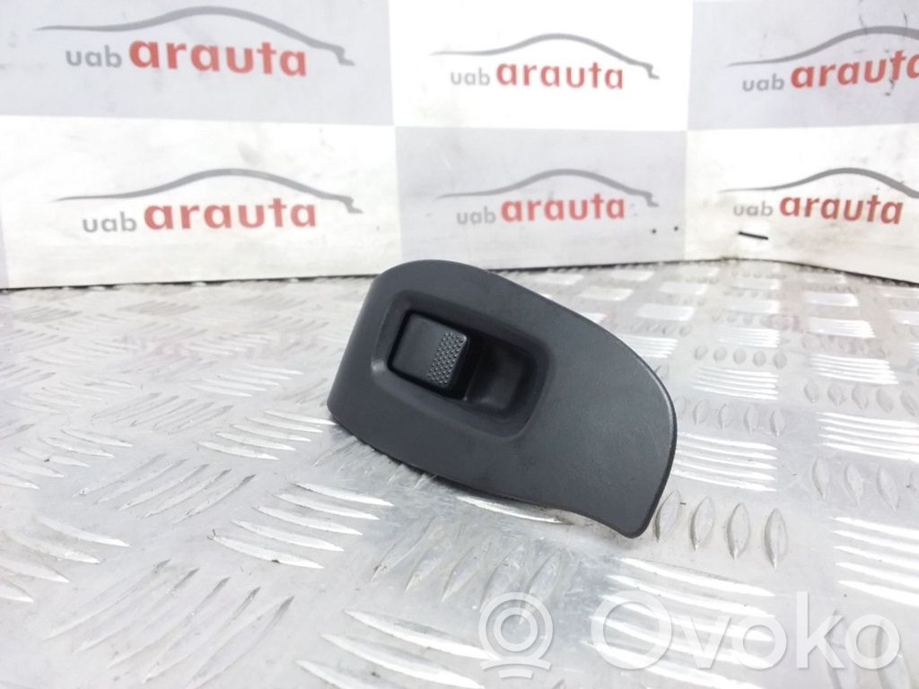 Subaru Legacy Electric window control switch 