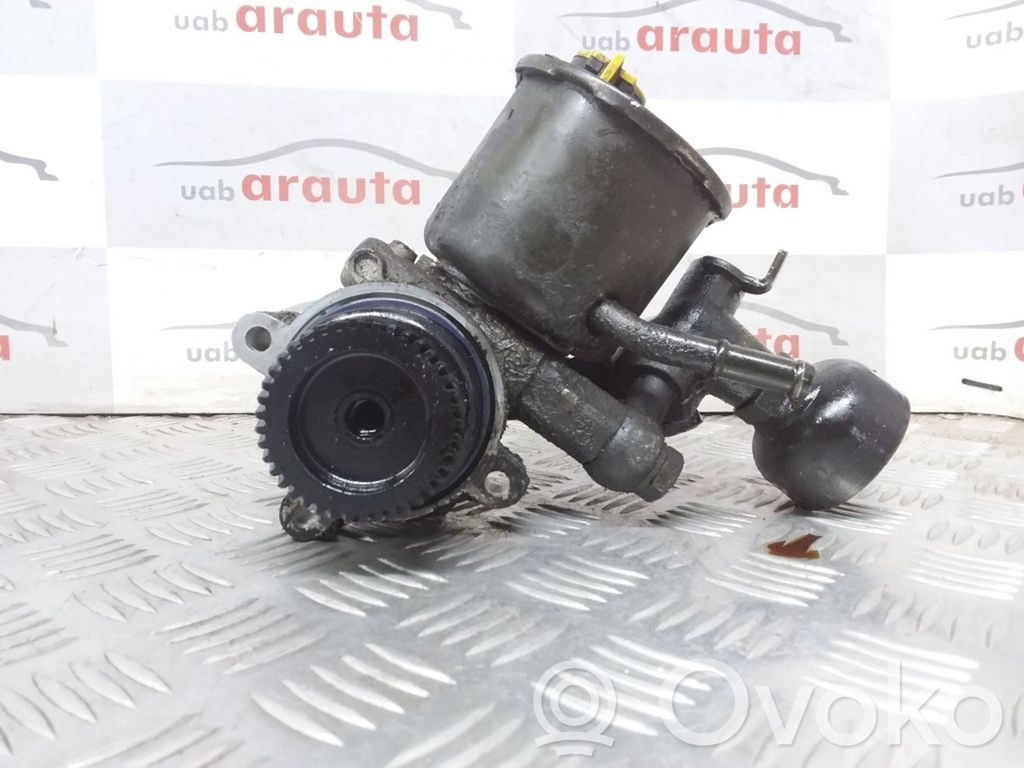 Mazda 626 Power steering pump 