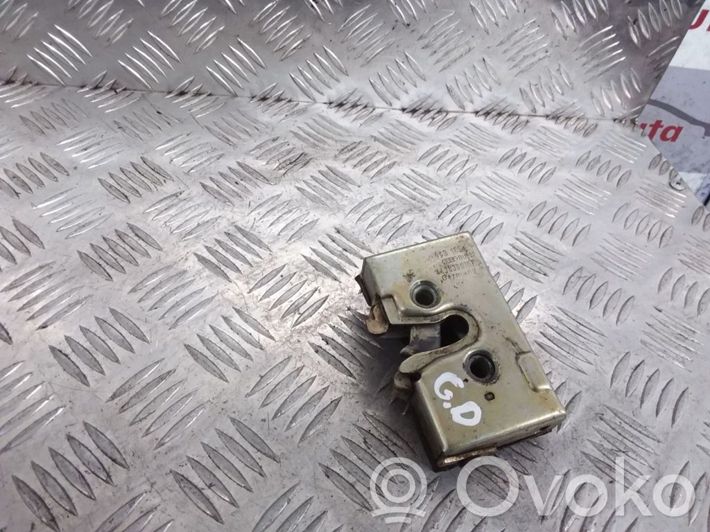 Audi 100 200 5000 C3 Zamek drzwi tylnych 