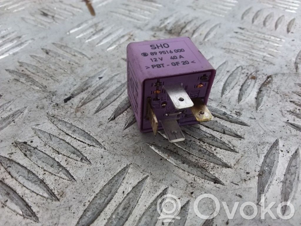 Volkswagen PASSAT B5 Other relay 