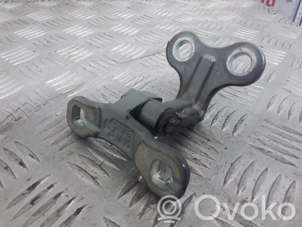 Volvo S40 Front door upper hinge 