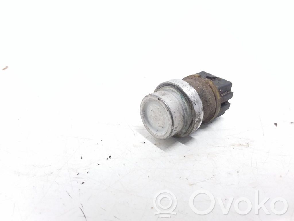 Volkswagen Golf III Coolant temperature sensor 