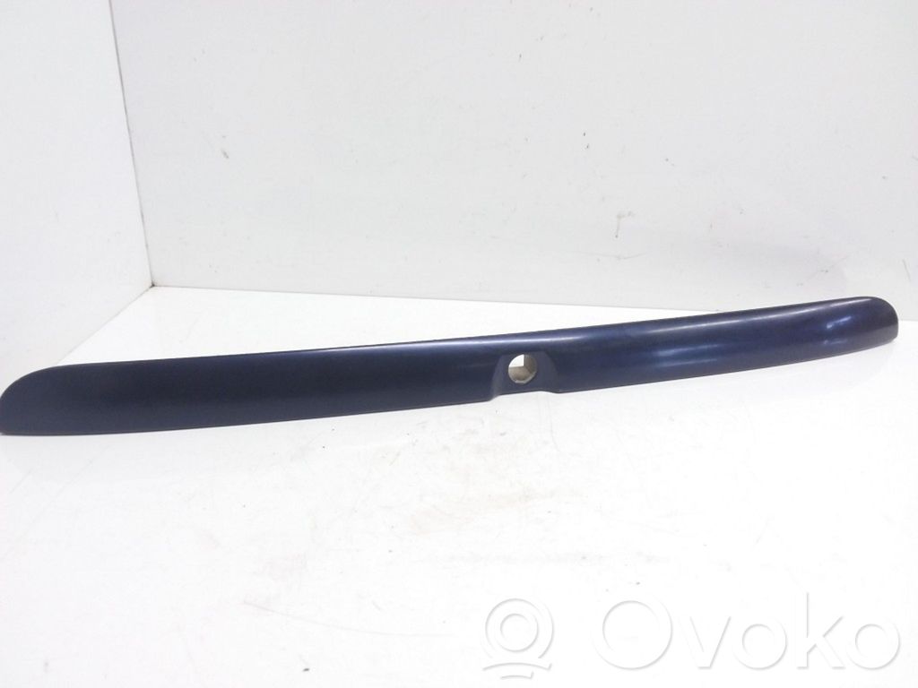 Audi A4 S4 B5 8D Garniture de hayon 