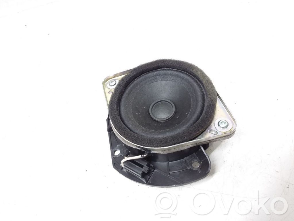Ford Mustang VI Altavoz de la puerta delantera 