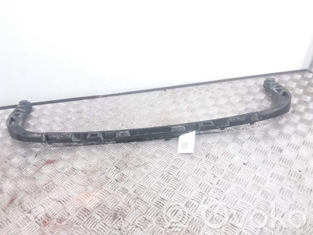 Volkswagen PASSAT B6 Soporte de montaje del parachoques trasero 