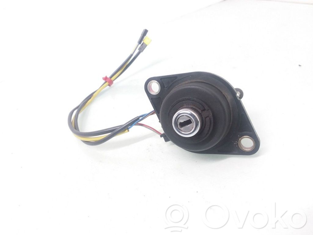 BMW 7 E38 Tailgate exterior lock 
