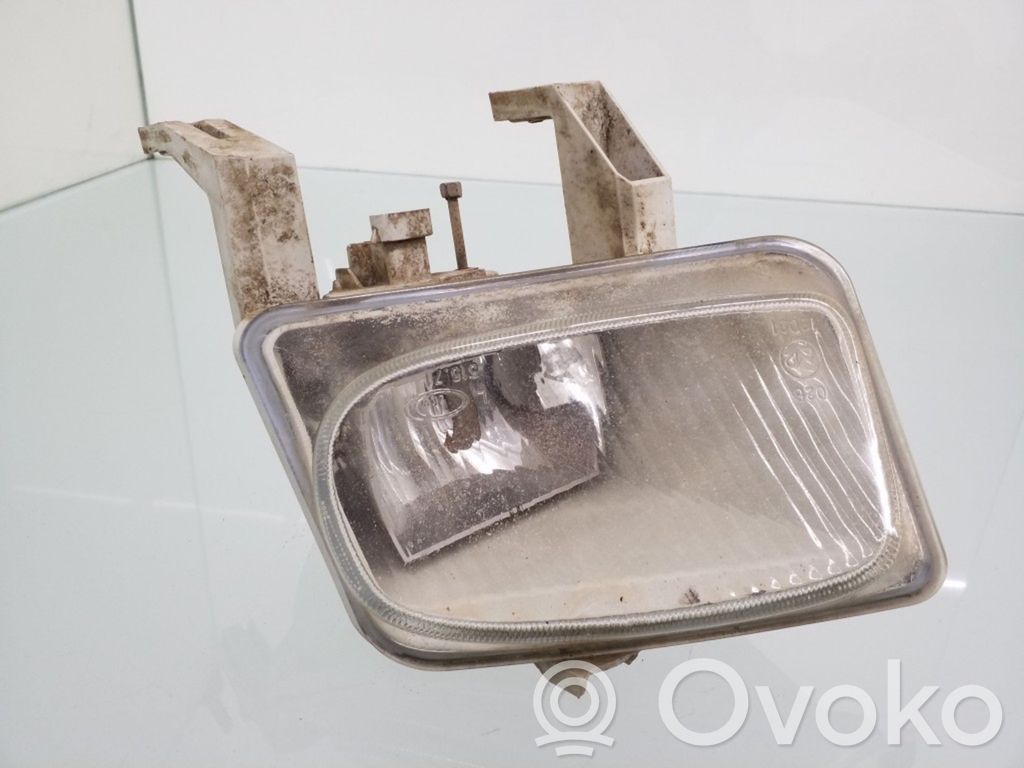 Opel Vectra B Miglas lukturis priekšā 