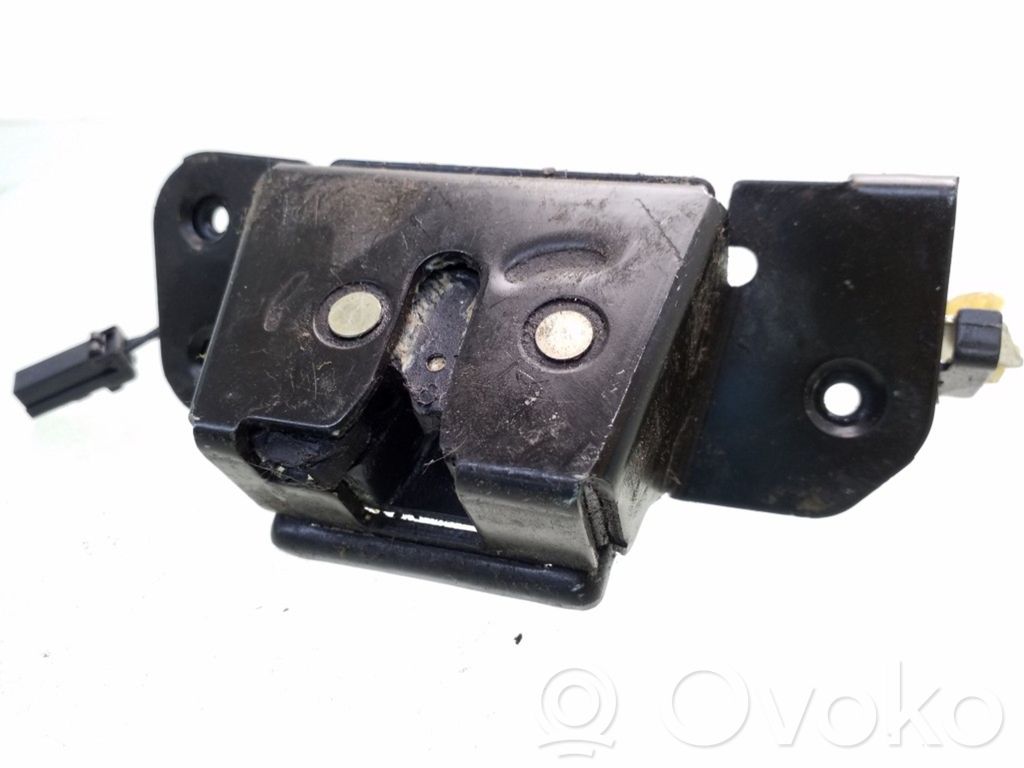 Tailgate/trunk/boot lock/catch/latch