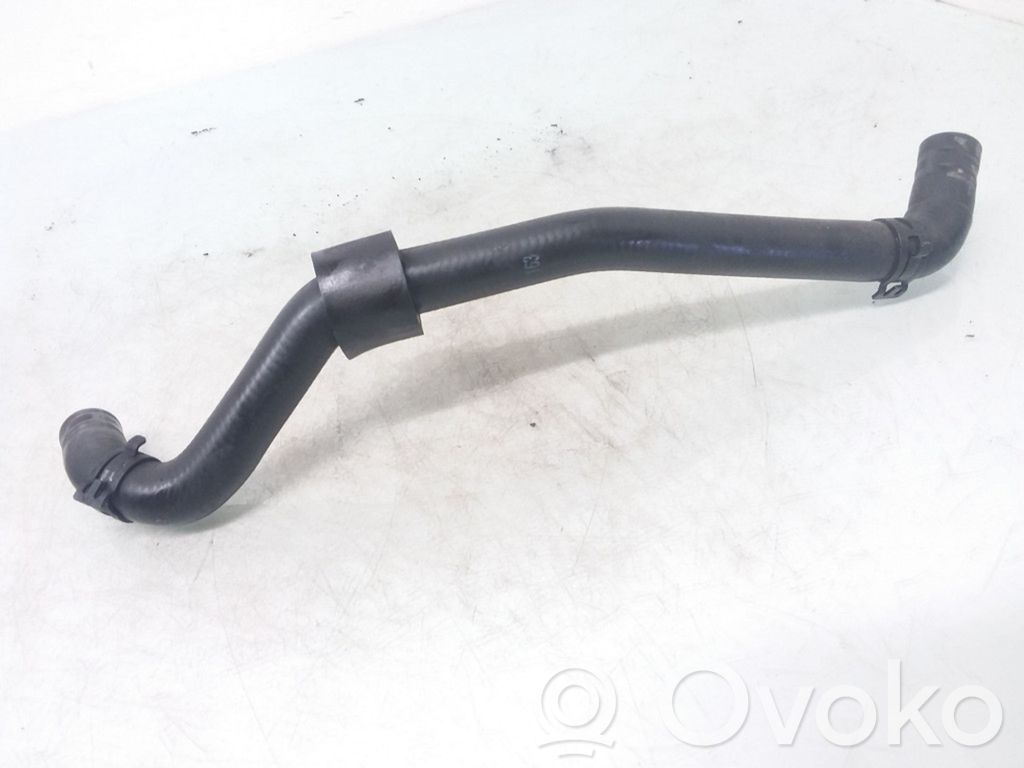 Volkswagen Golf V Engine coolant pipe/hose 