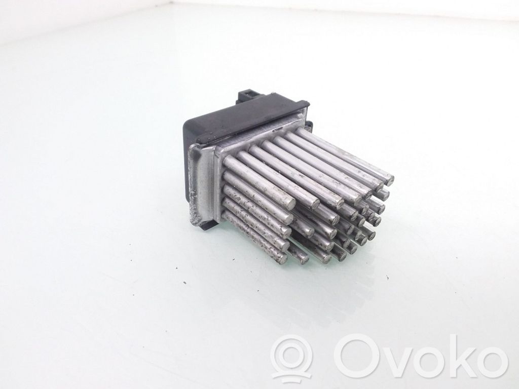 Audi A6 S6 C5 4B Rezystor / Opornik dmuchawy nawiewu 
