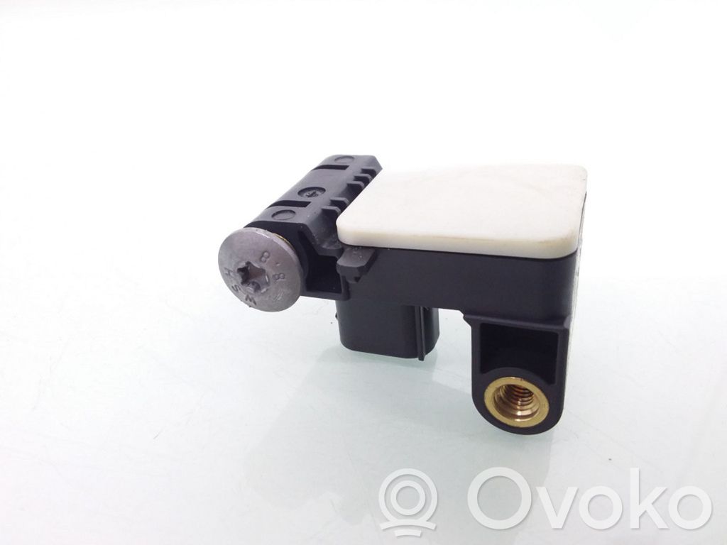 Sensor impacto/accidente para activar Airbag   6911003,65776911003,0285003900