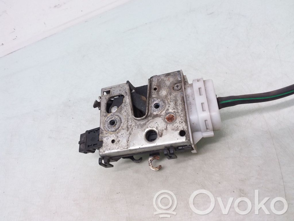 Audi 100 S4 C4 Serrure de porte avant 