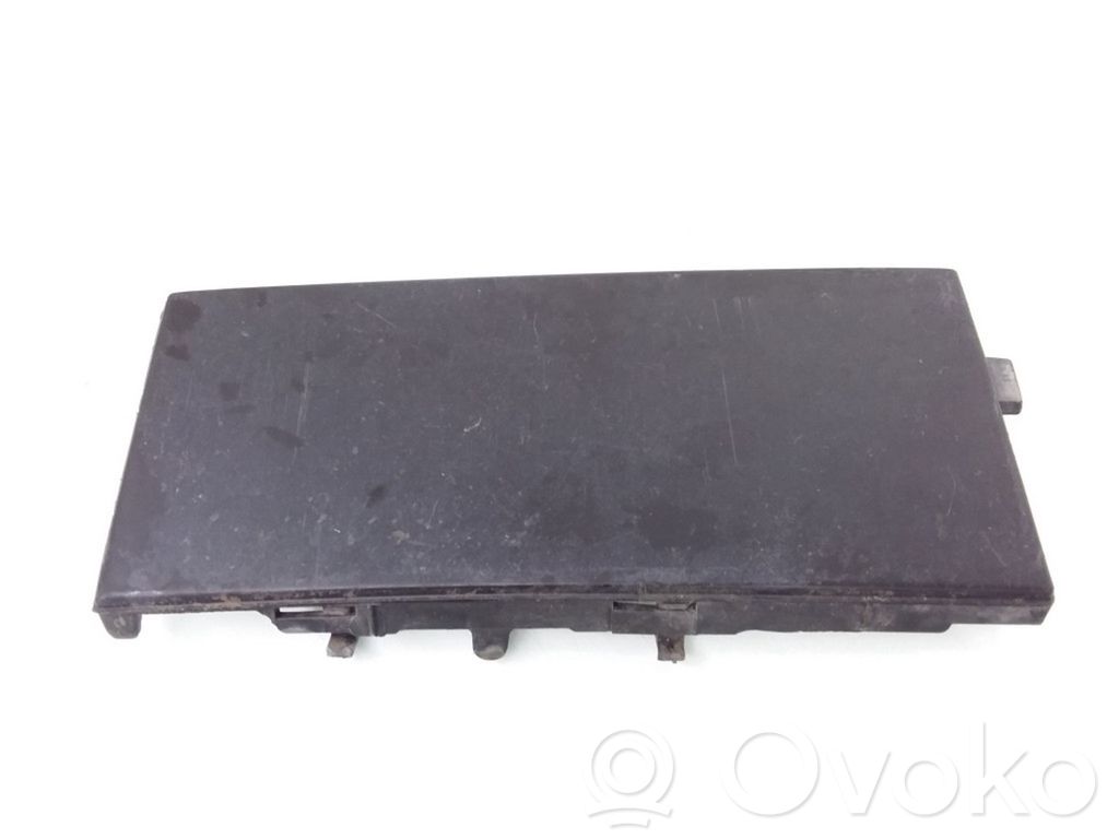 BMW 5 E34 Front tow hook cap/cover 