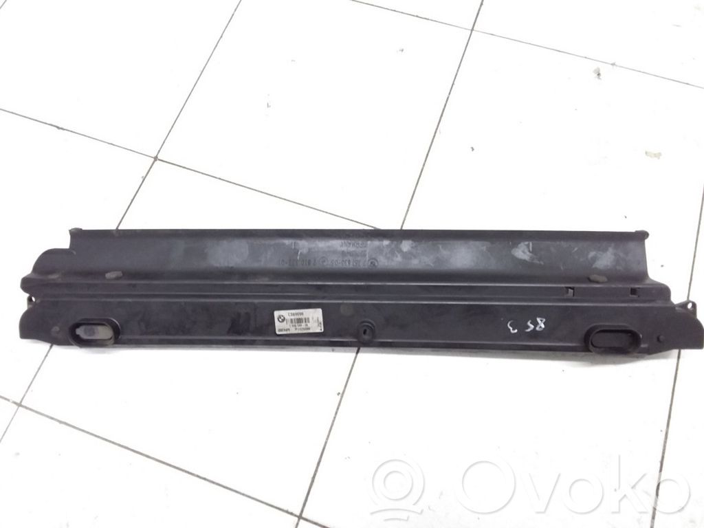 BMW 5 E60 E61 Viršutinė dalis radiatorių panelės (televizoriaus) 