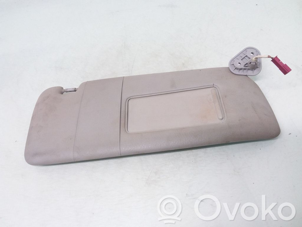 Sun visor