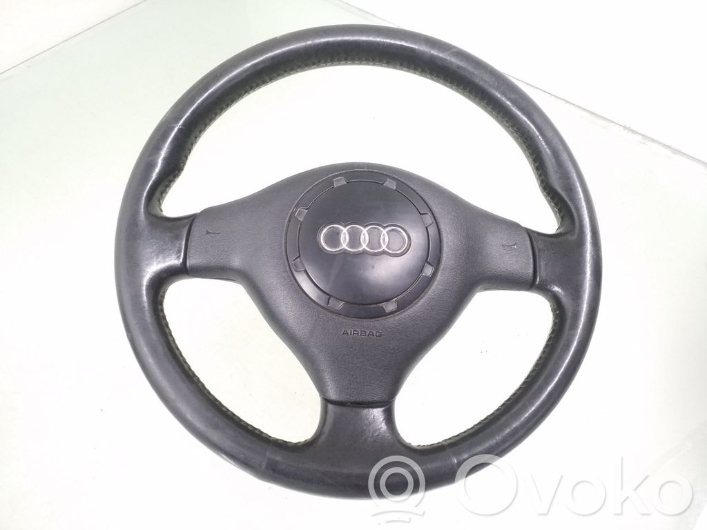 Audi A3 S3 8L Ohjauspyörä 