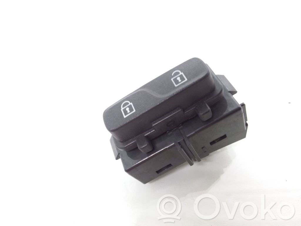 Volvo XC60 Central locking switch button 