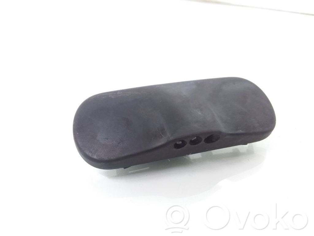 Audi A8 S8 D4 4H Windshield washer spray nozzle 