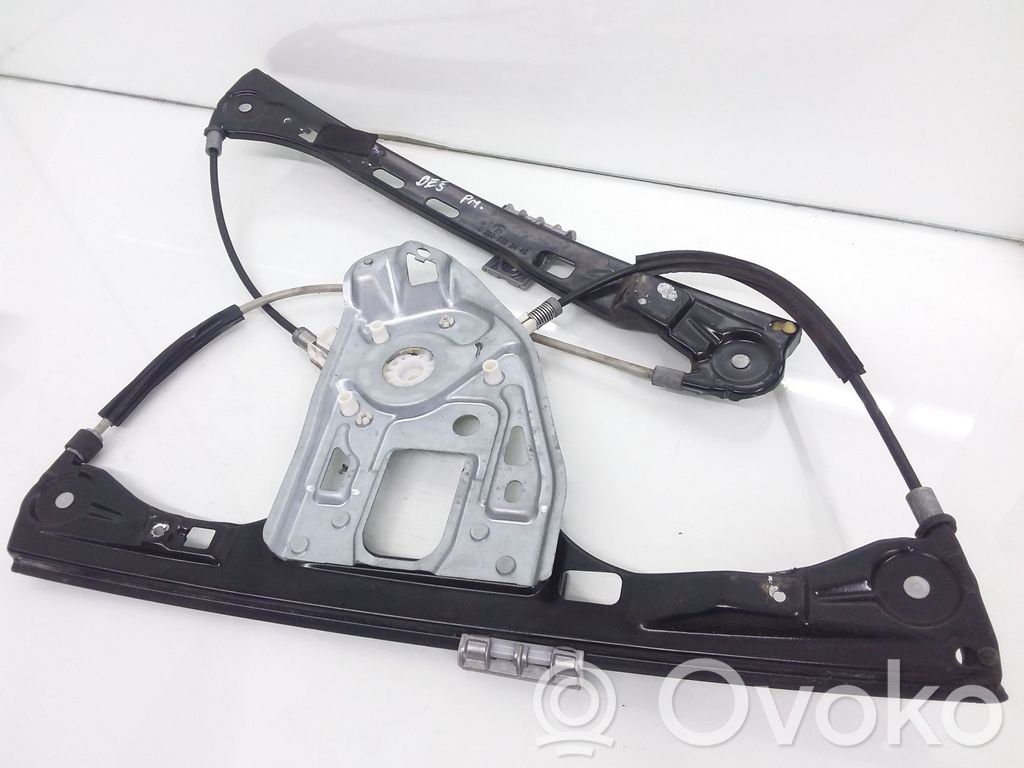 Mercedes-Benz C W203 Mechanizm podnoszenia szyby przedniej bez silnika 