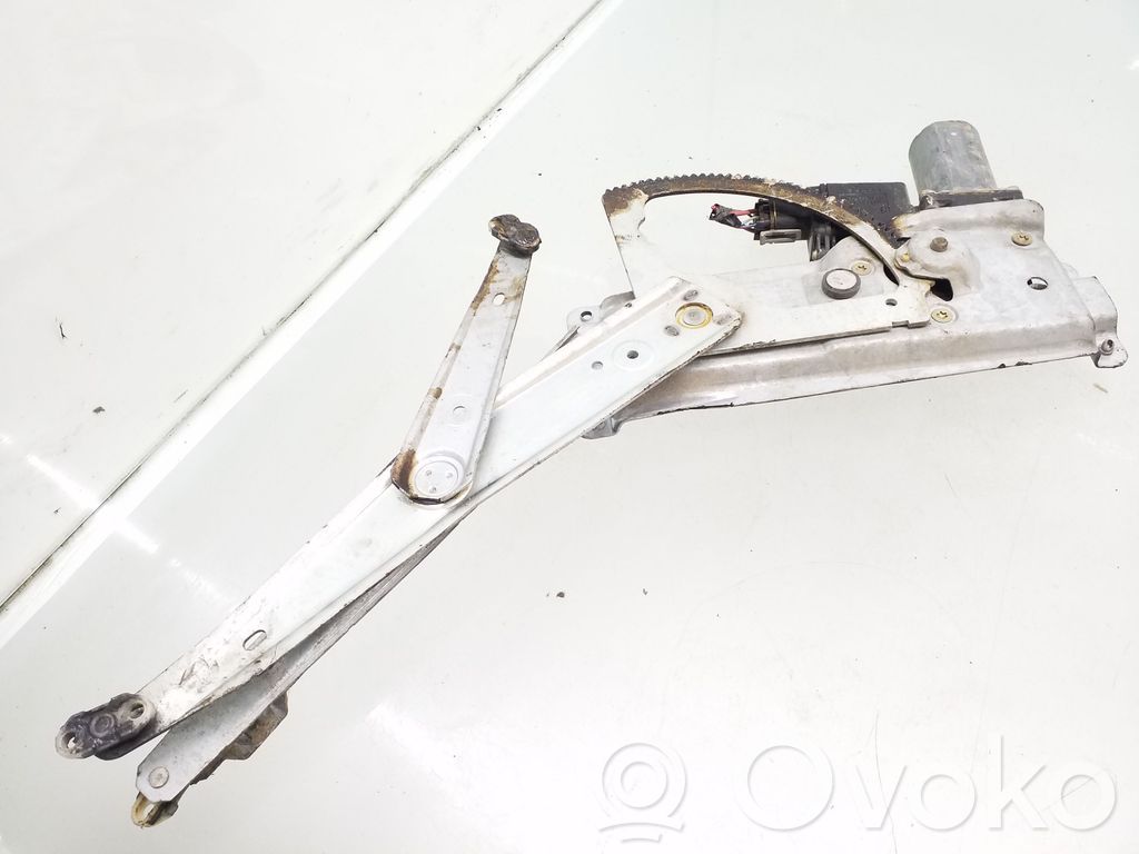 Opel Vectra B Macara ușă față cu motor 