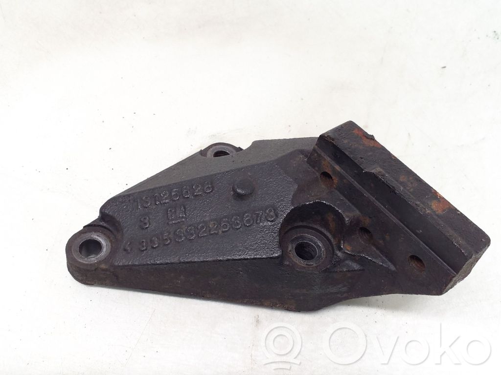 Opel Astra H Engine mounting bracket 