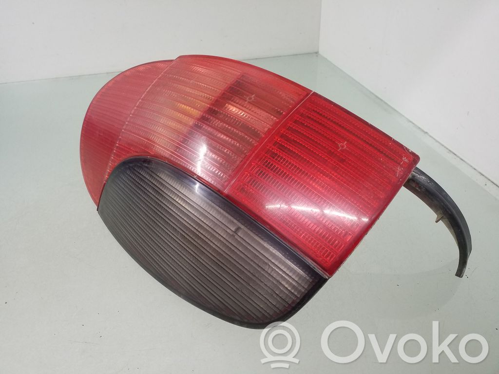 Peugeot 306 Rear/tail lights 