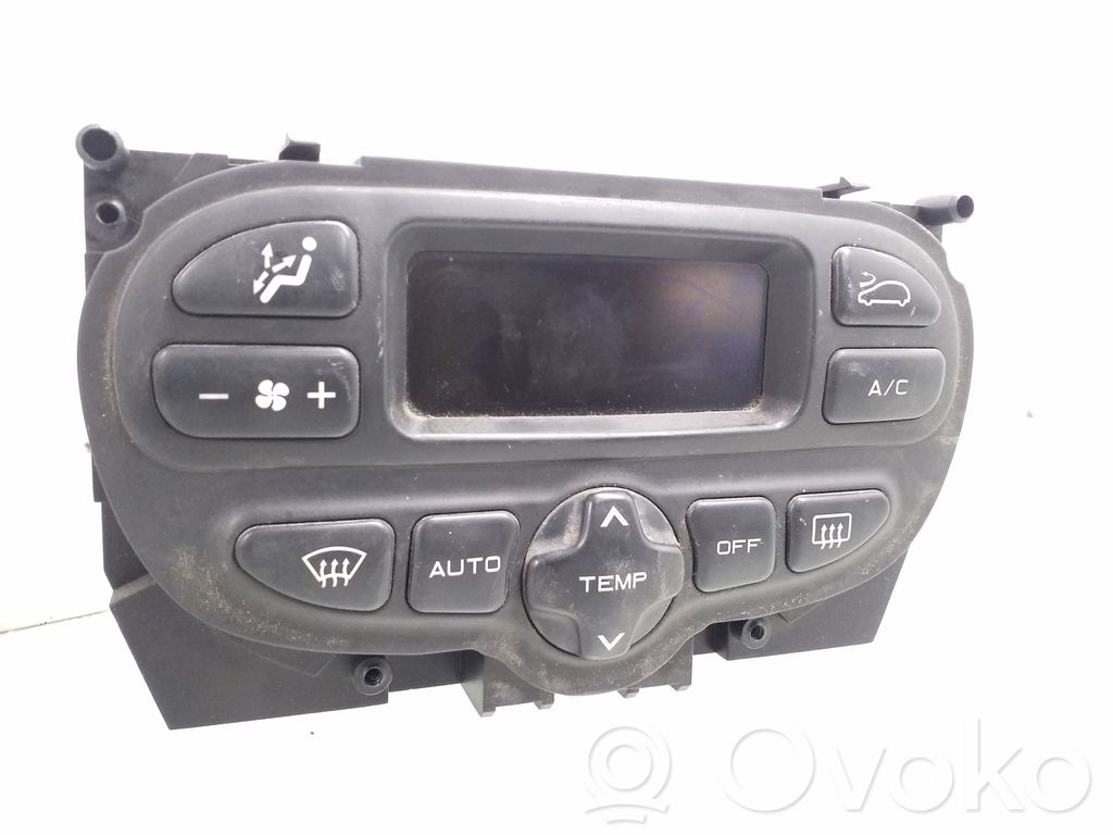 Peugeot 206 Climate control unit 