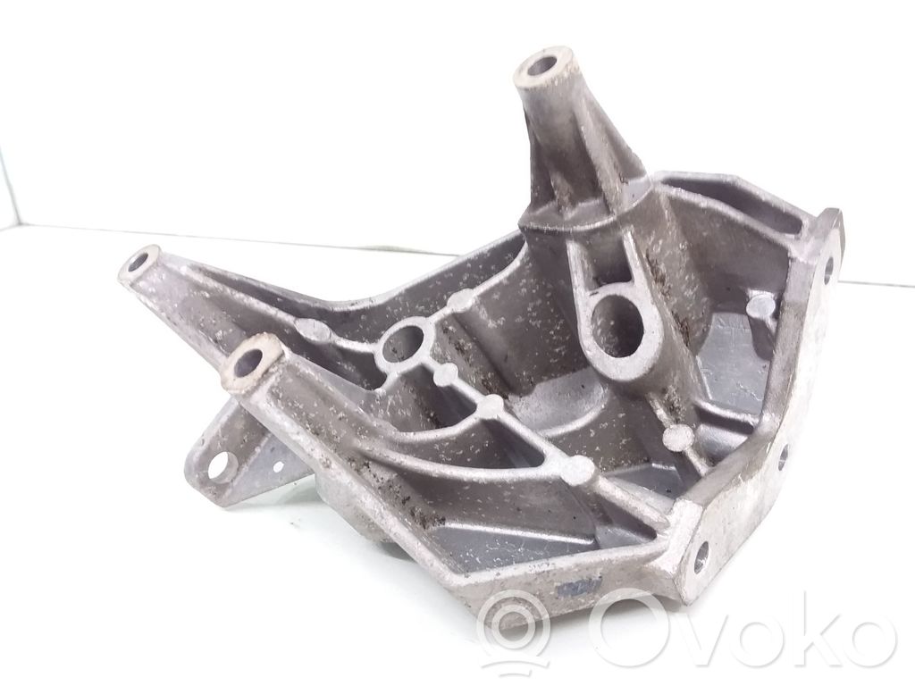 Skoda Roomster (5J) Engine mounting bracket 