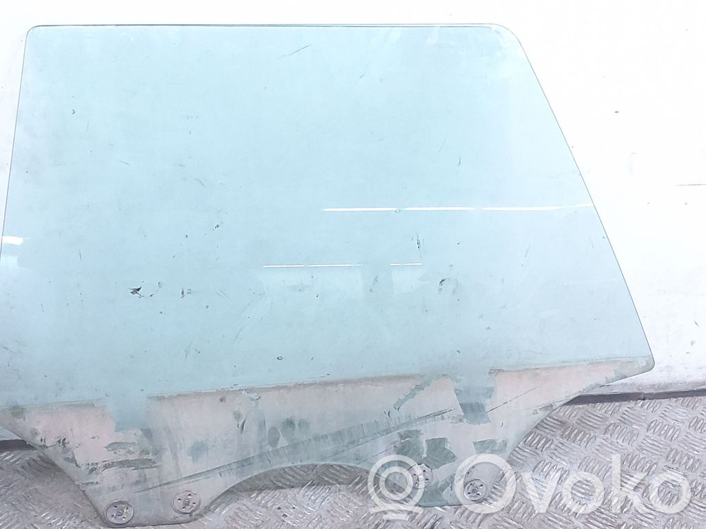 Subaru Legacy Luna de la puerta trasera 