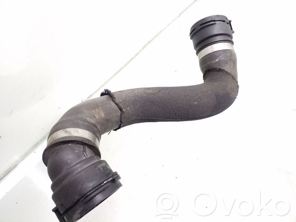 BMW 1 E81 E87 Engine coolant pipe/hose 