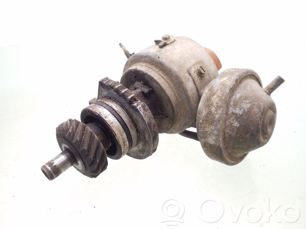 BMW 3 E30 Spark distributor 