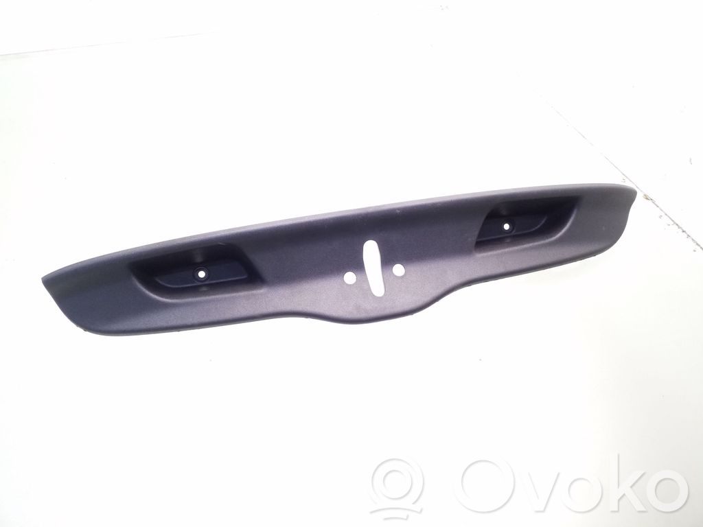 Volvo C30 Bottom trim 