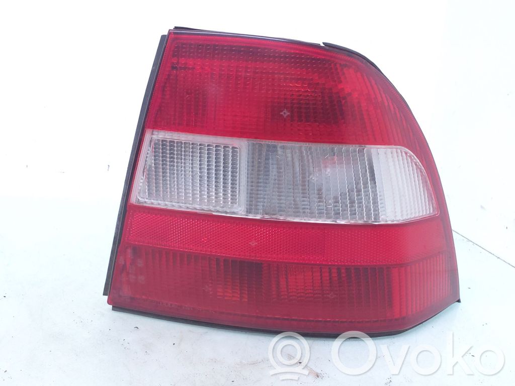 Opel Vectra B Luz trasera/de freno 