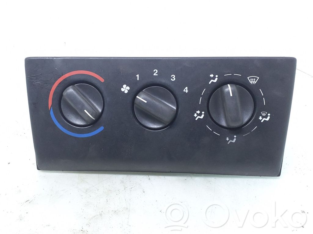 Opel Vectra B Climate control unit 