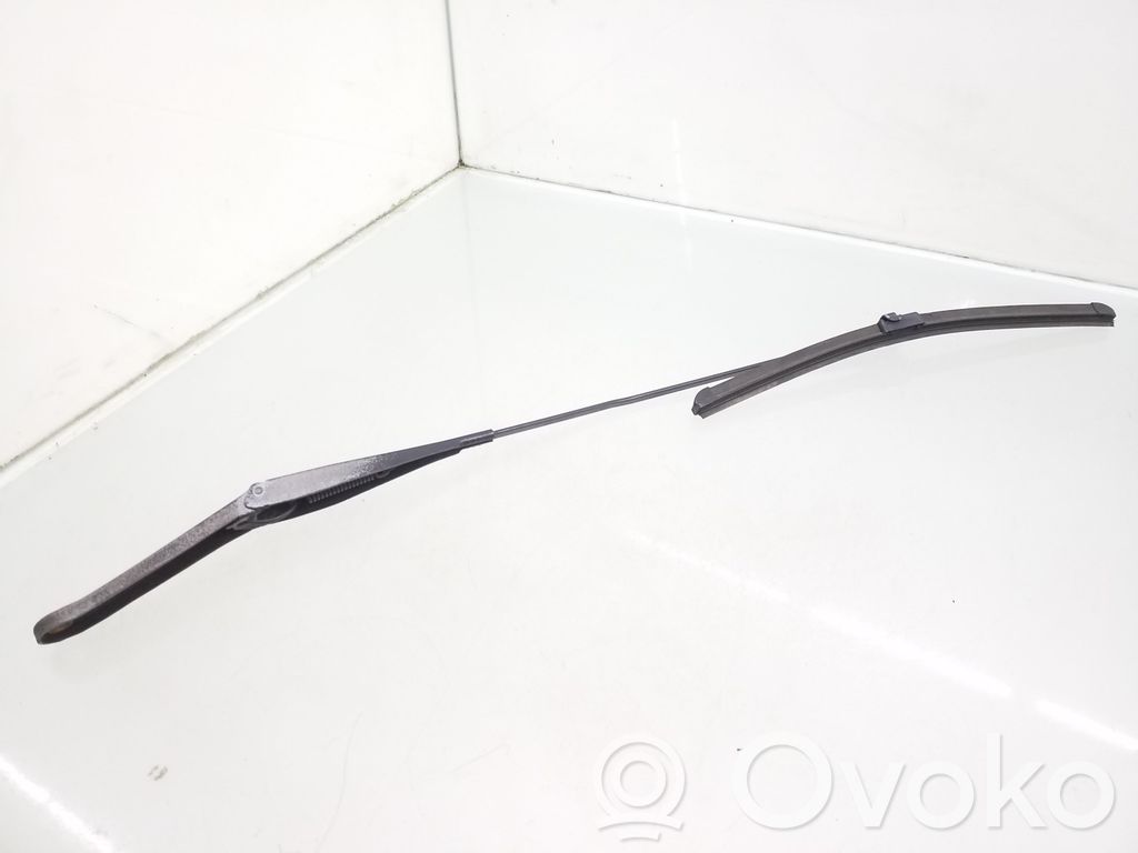 Wischerarm vorne   4M5117526CC