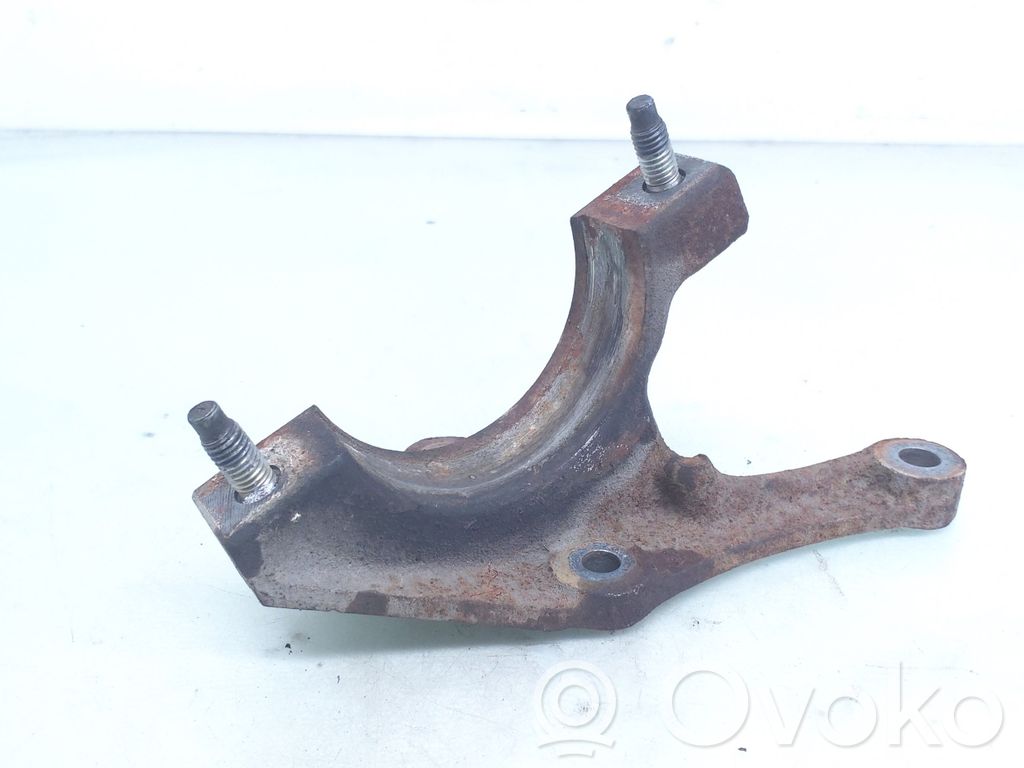 Volvo V50 Driveshaft support bearing bracket 