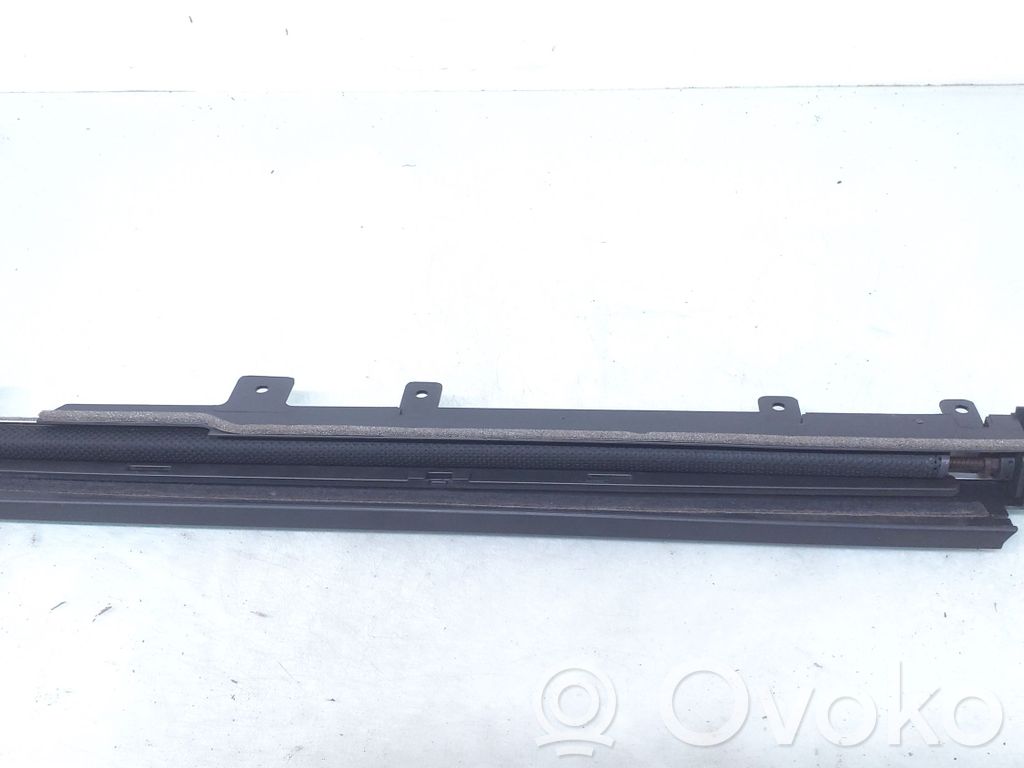 BMW 5 E60 E61 Задняя дверь солнцезащитная 