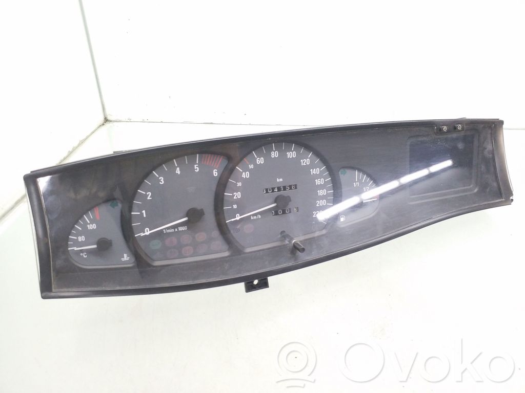 Opel Omega B2 Nopeusmittari (mittaristo) 