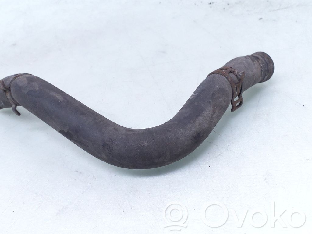 Volkswagen PASSAT B6 Engine coolant pipe/hose 