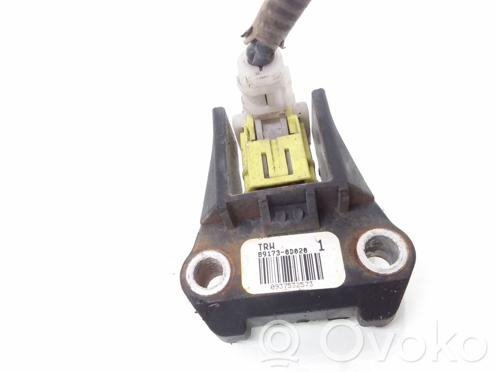Sensor impacto/accidente para activar Airbag   891730D020