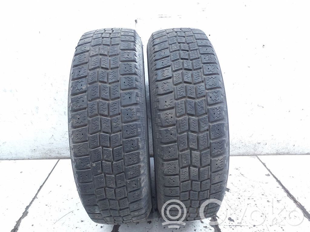 Volkswagen Golf II Pneumatico invernale R13 