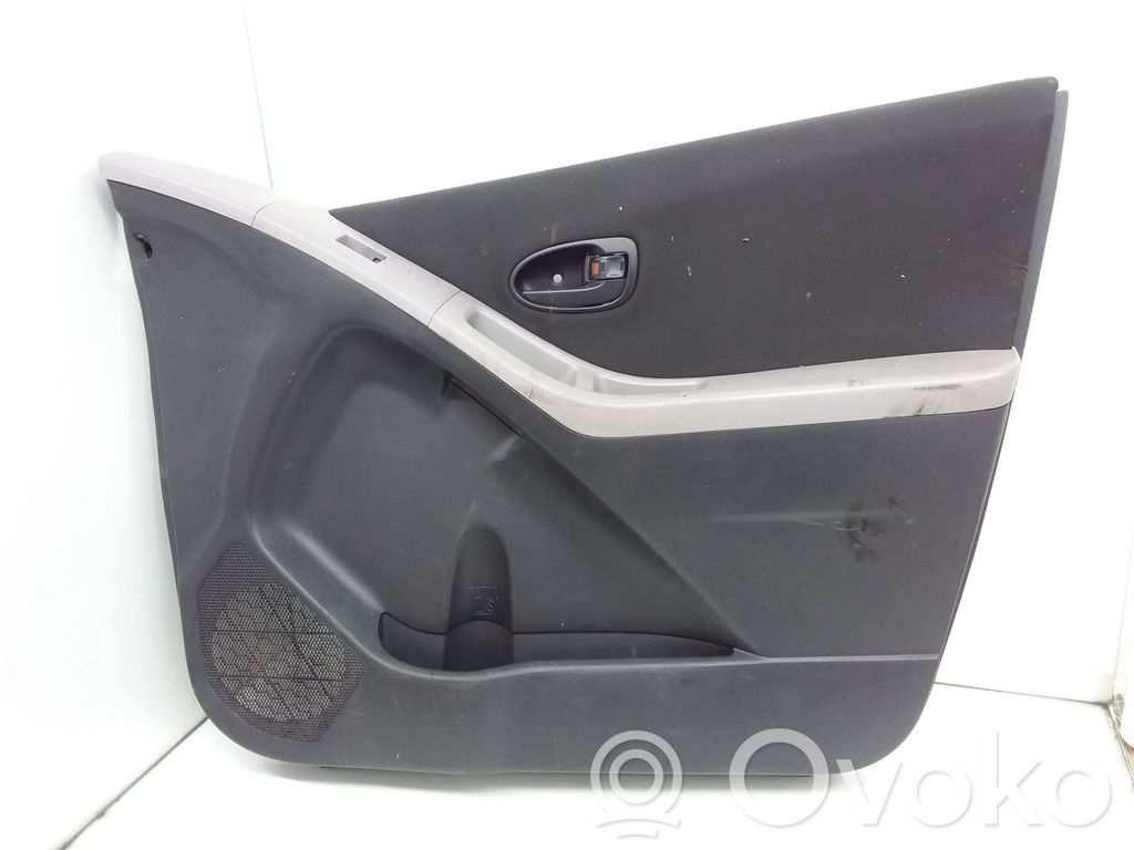 Toyota Yaris Rivestimento del pannello della portiera anteriore