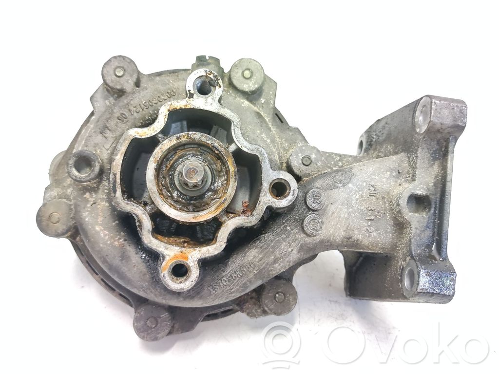 Ford Mondeo Mk III Pompe de circulation d'eau 
