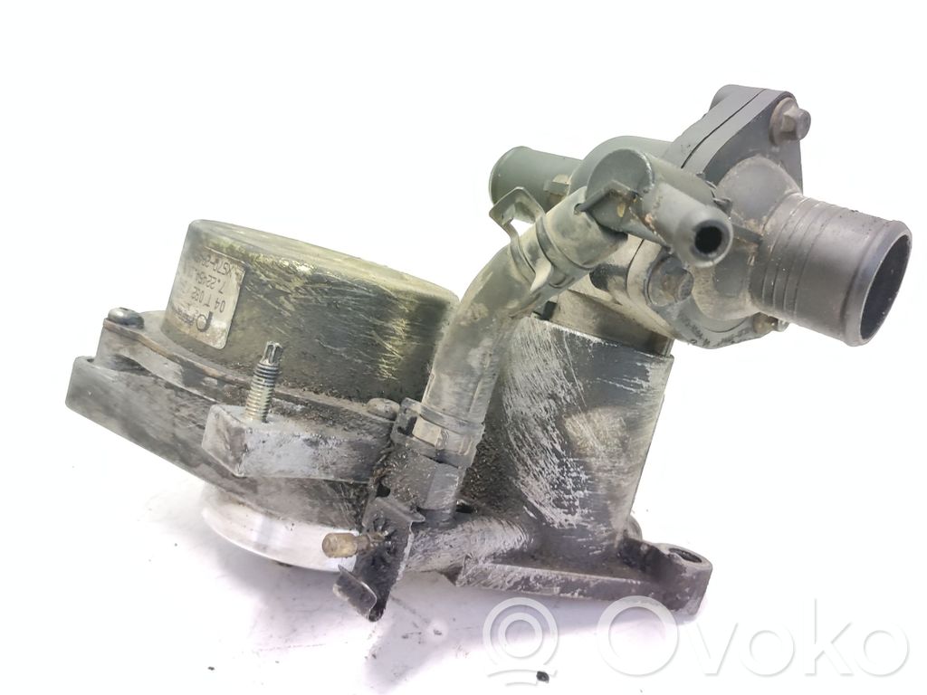 Ford Mondeo Mk III Vacuum pump 