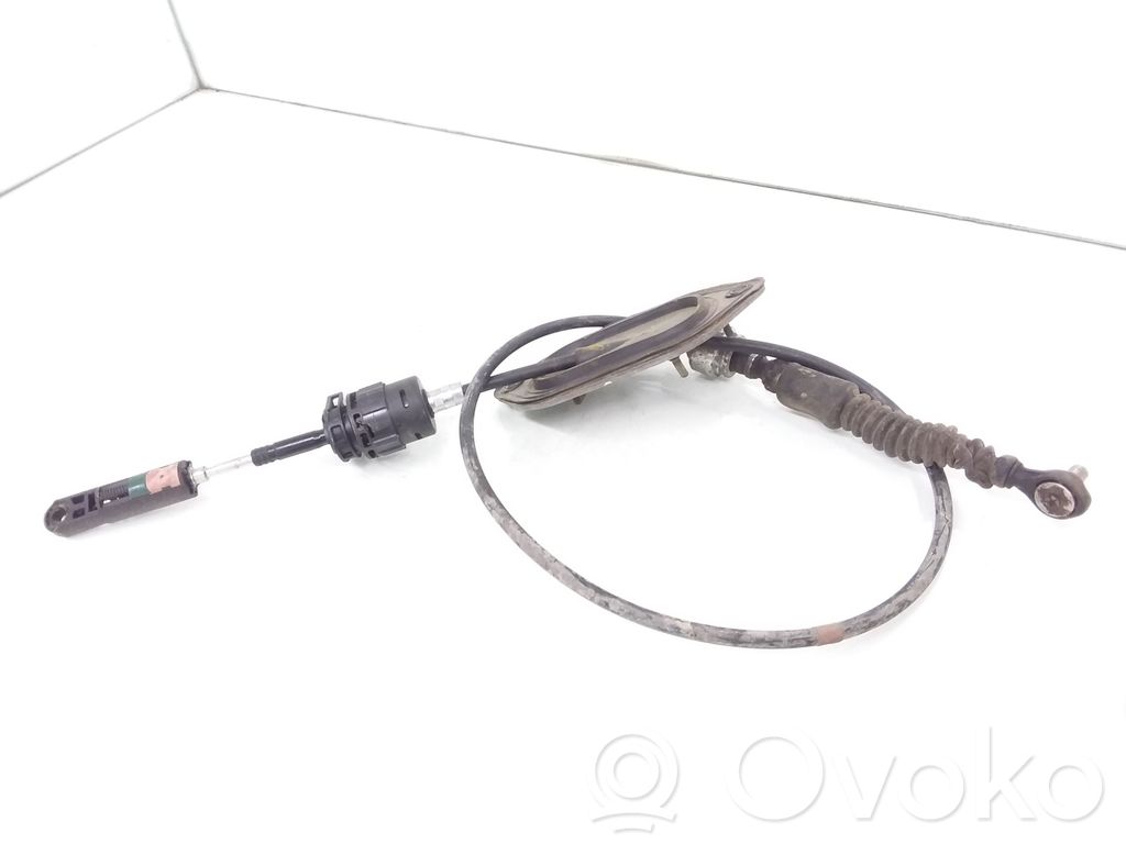 Toyota RAV 4 (XA40) Gear shift cable linkage 