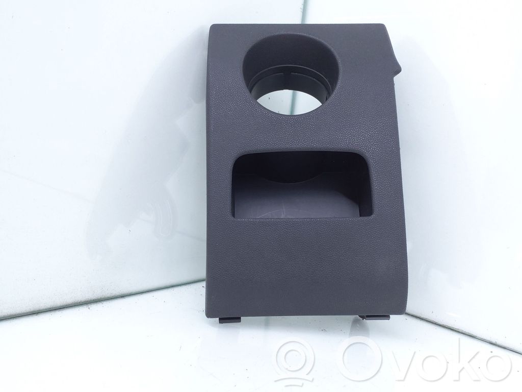 Opel Corsa D Kita panelės detalė 