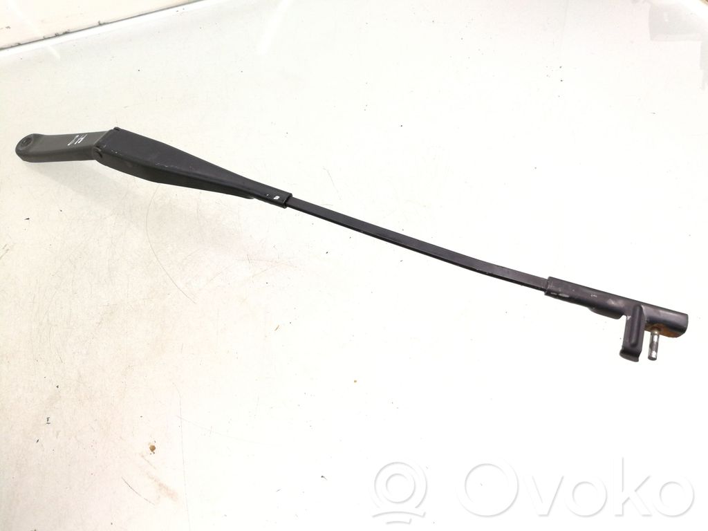 Ford Focus Wischerarm vorne 