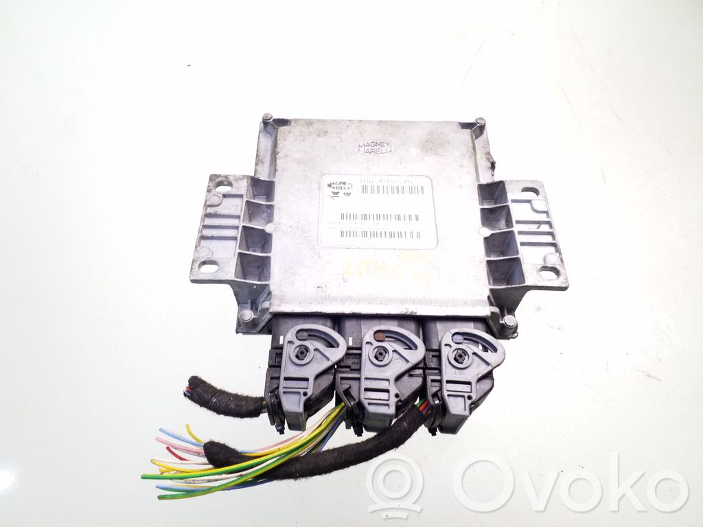 Engine control unit/module   16623004,9645989480,16495064,9648620880