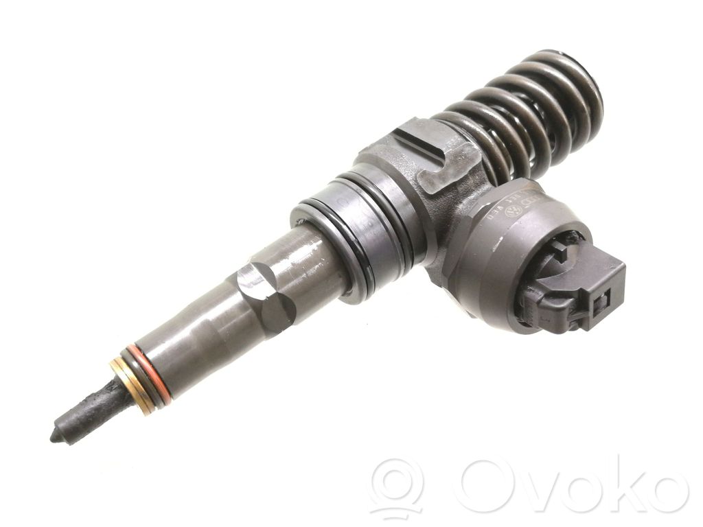 Inyector de combustible   038130073AG,0414720215