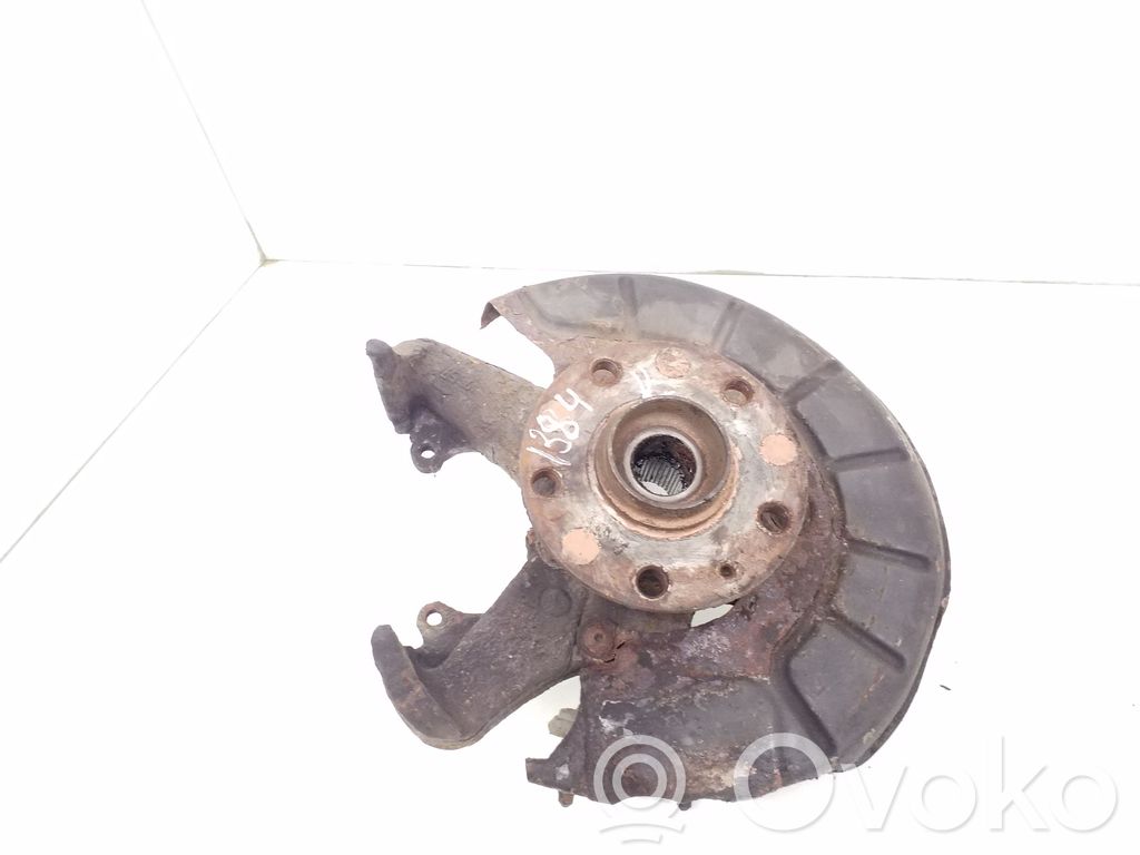 Volkswagen Golf V Achsschenkel vorne 
